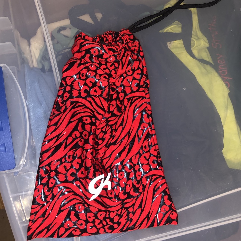 Red and black grip bag